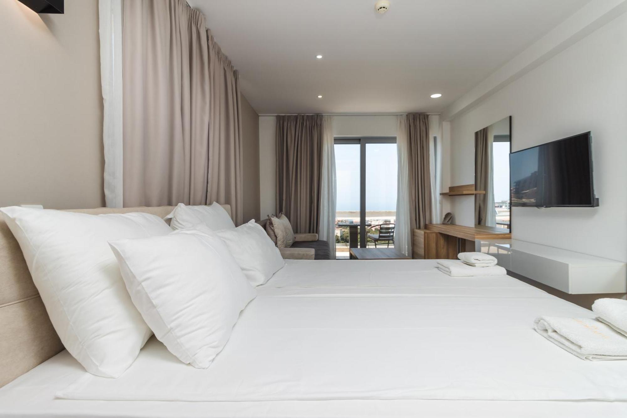 Lux Hotel M Dobra Voda Esterno foto
